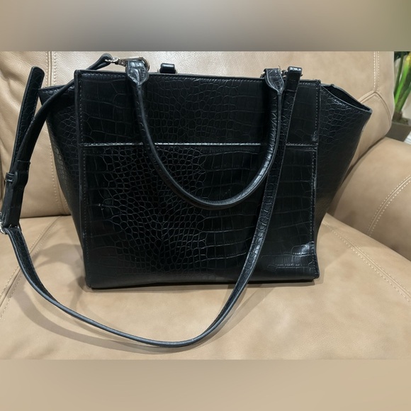Nine West black pebble leather shoulder bag/crossbody - Picture 2 of 5